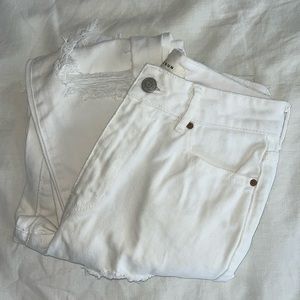 PACSUN WHITE MOM JEAN